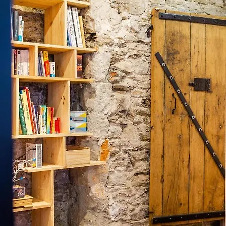 Apartament Le Cours Saint Pierre - Entre Chateau Et Cathedrale *